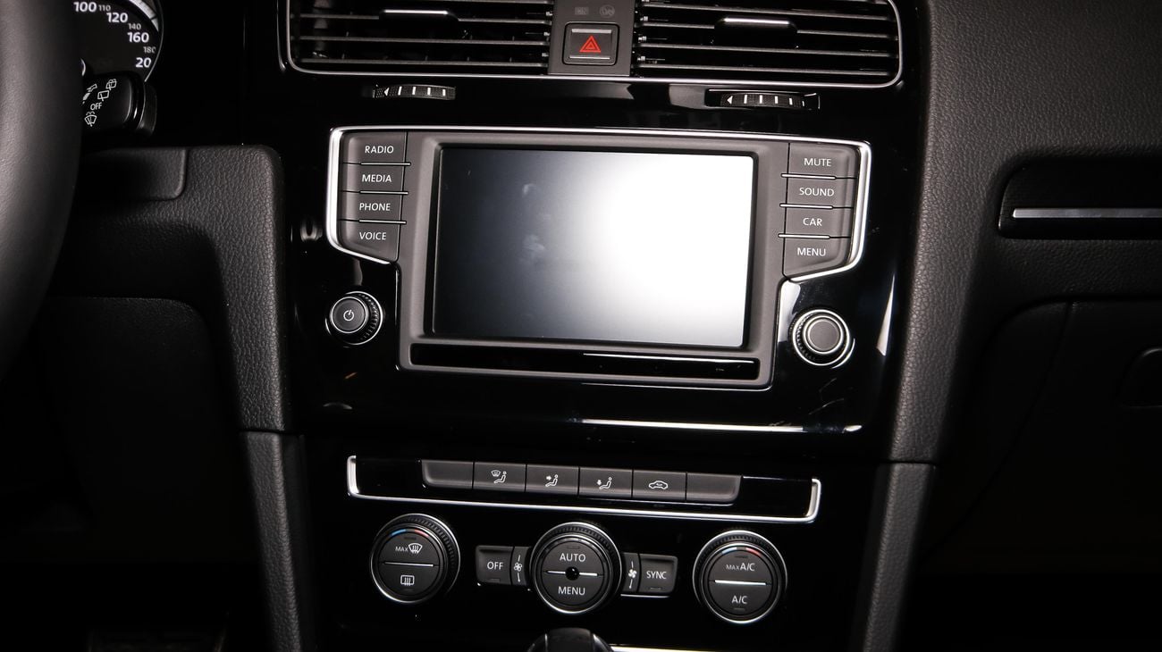 Volkswagen Golf R 4MOTION