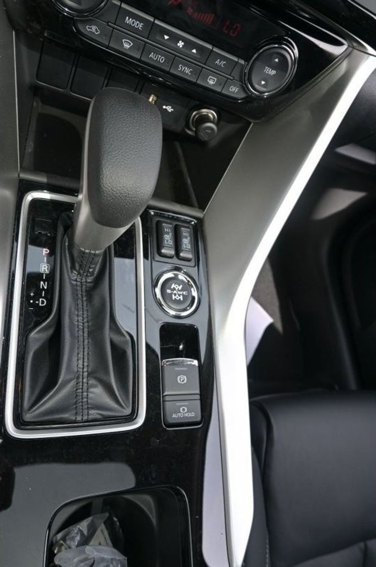 ميتسوبيشي إكلبس كروس