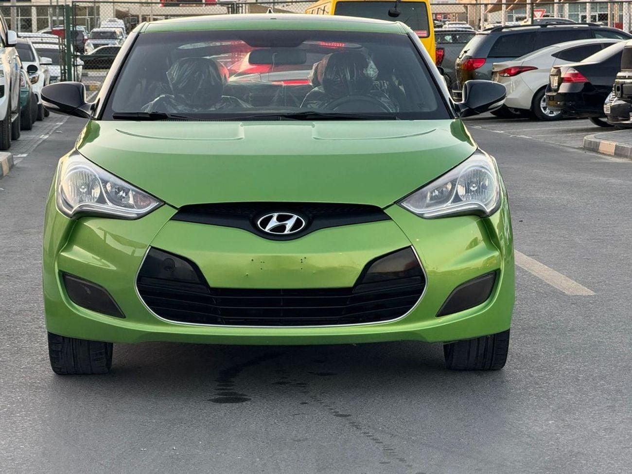 Hyundai Veloster panoramic, 1.6L , Gcc