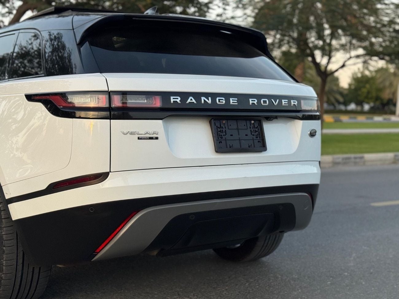 لاند روفر رينج روفر فيلار P250 S 2.0L Petrol