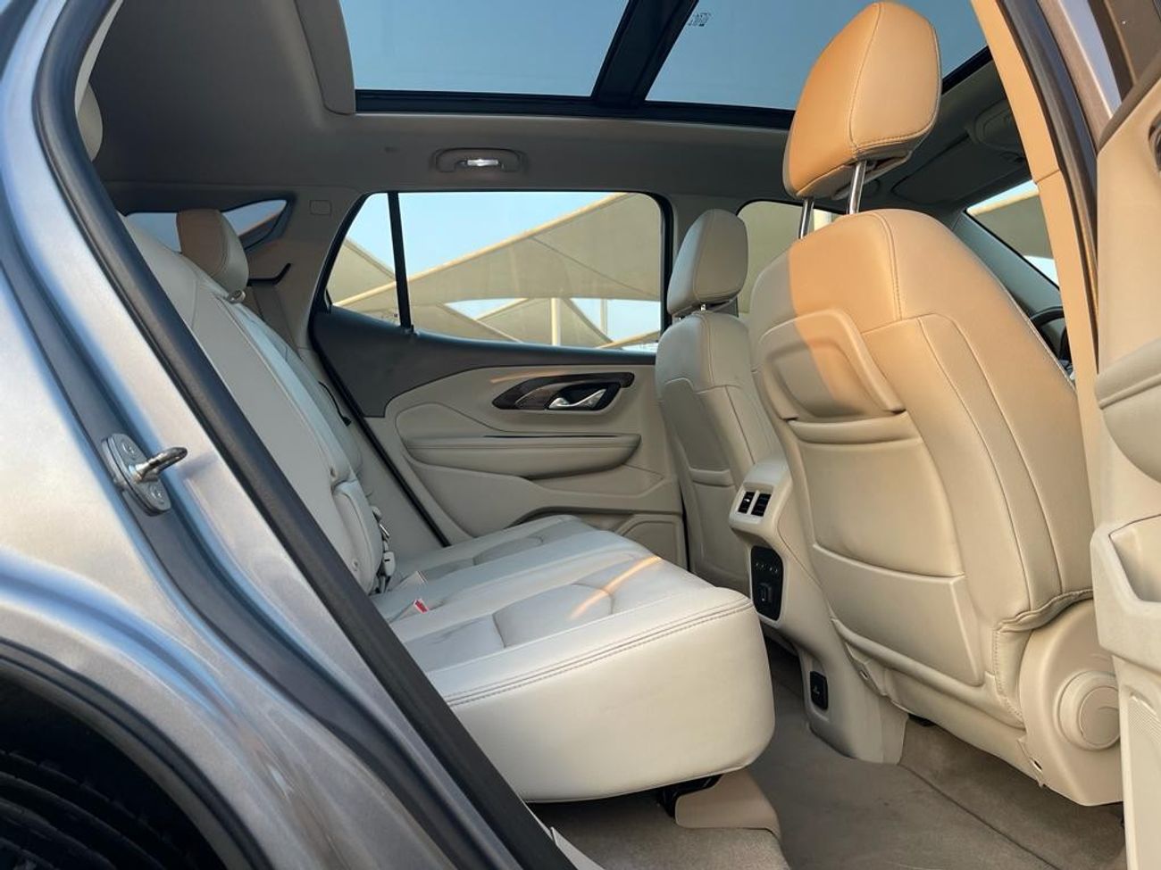 GMC Terrain SLE James Teran_Gcc_2019_Excellent_Condition _Full option