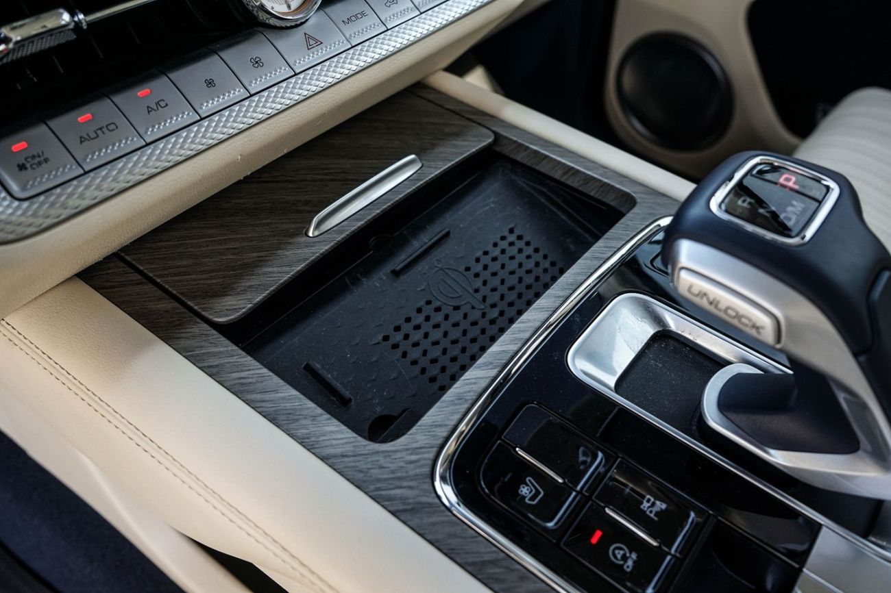 Tank 500 NEW TANK 500 PRESTIGE 3.0 TWIN TURBO PETROL MODEL 2026