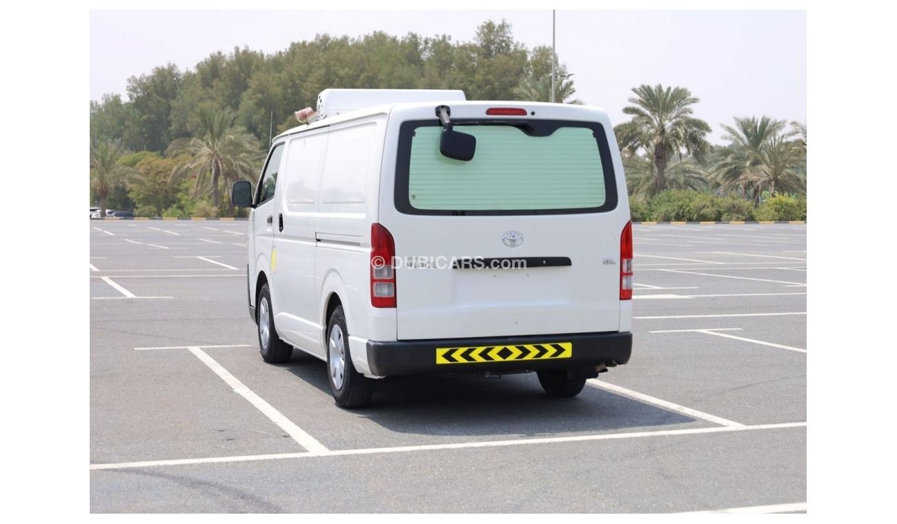 تويوتا هاياس GL - Std سقف SUMMER OFFER 2017  Chiller Van | Petrol - GCC Specs | Excellent Condition