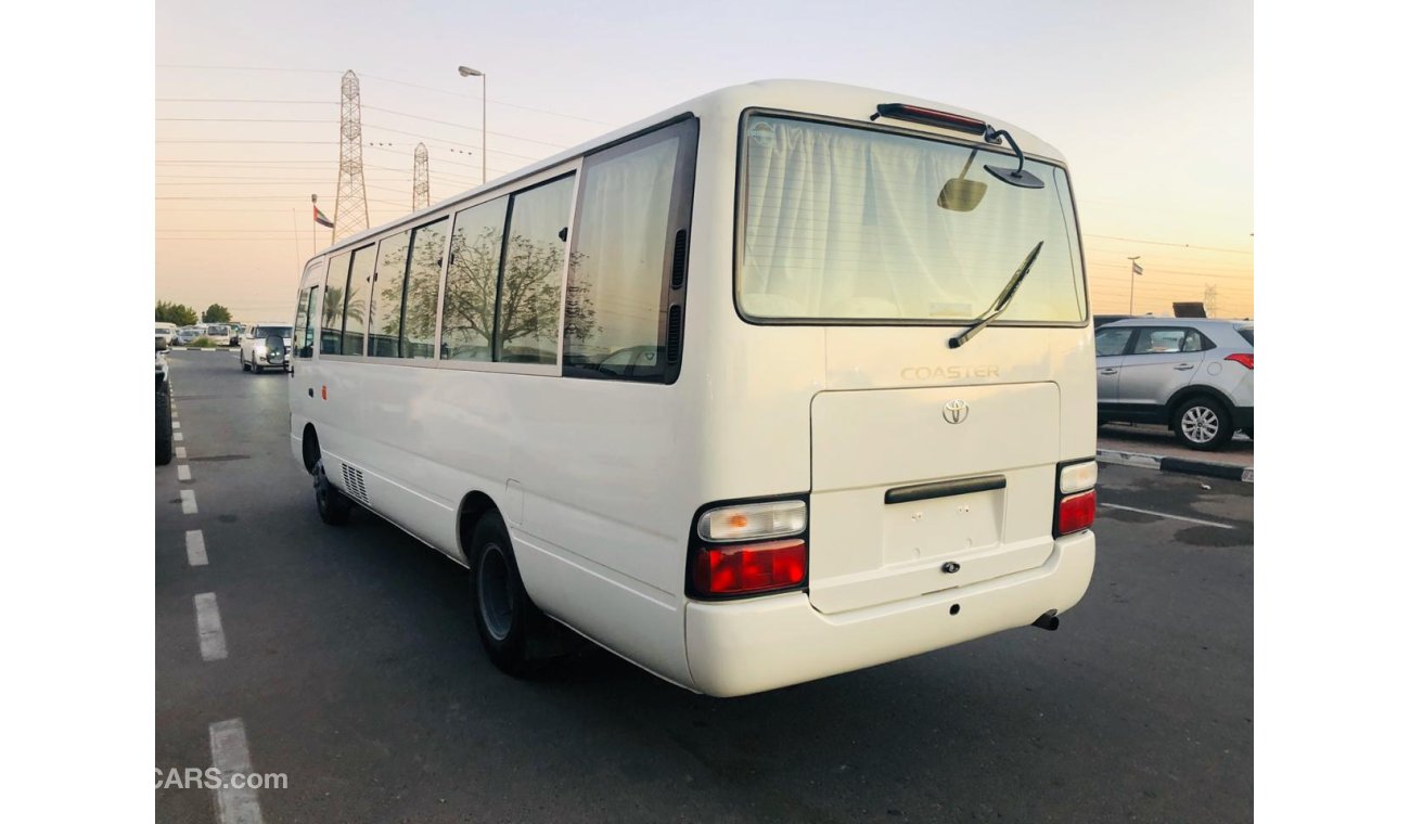 Toyota Coaster 30 Seater - Full Air Condition - Clean interior & exterior - Special price for ANGOLA