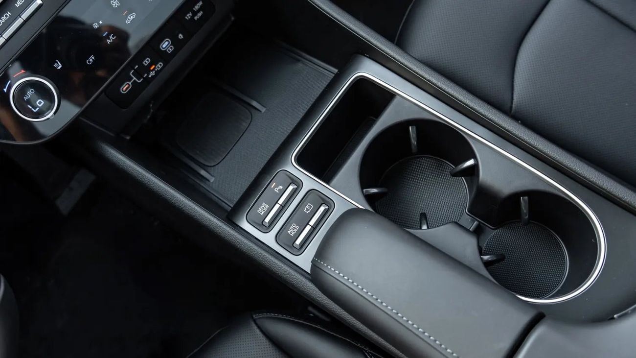 Hyundai Sonata 2025 | HYUNDAI SONATA 1.5T PRO - PANORAMIC SUNROOF [ EXPORT ONLY ]