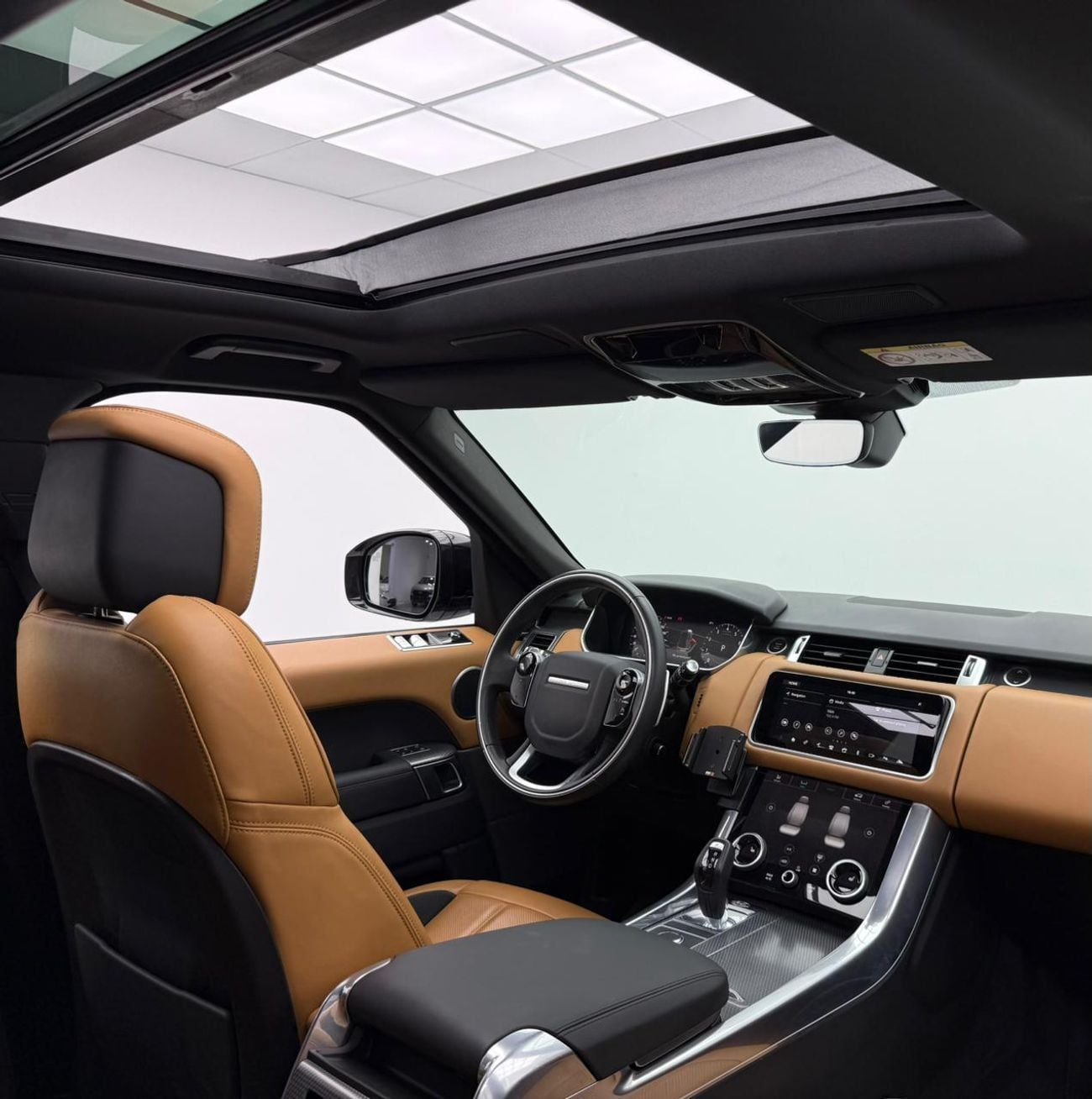 لاند روفر رينج روفر سبورت HSE DYNAMIC 2022 Range Rover Sport HSE Dynamic, Warranty, Full Range Rover Service History, Fully Loaded, GCC