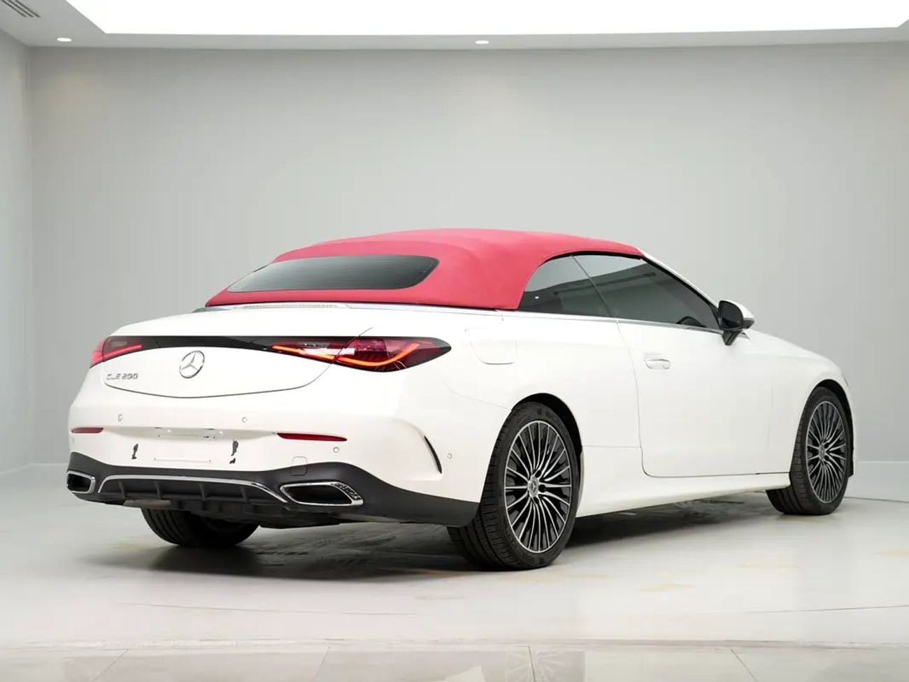 مرسيدس بنز CLE200 STD LOW Mileage CLE 200 Carbriolet