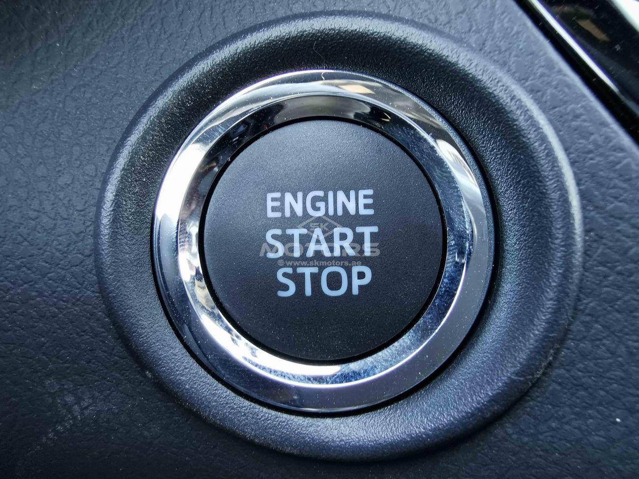 Toyota CHR 1.2L Petrol, 17" Alloy Rims, Push Start, LED Head Lights, Fog Lamp, Power Window, CODE - TCHRG20