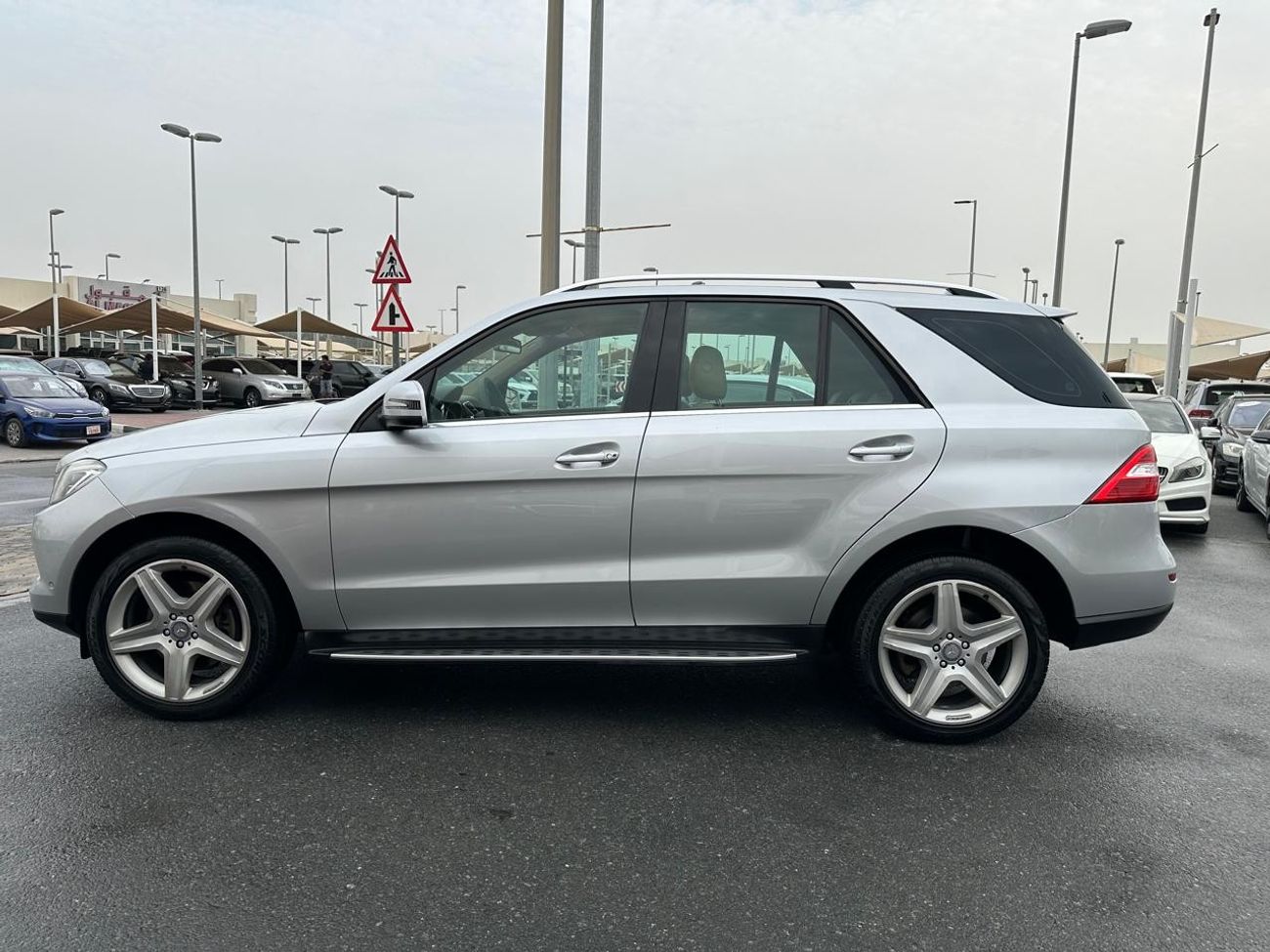 Mercedes-Benz ML 350 AMG Mercedes ML 350_GCC_2014_Excellent Condition _Full option