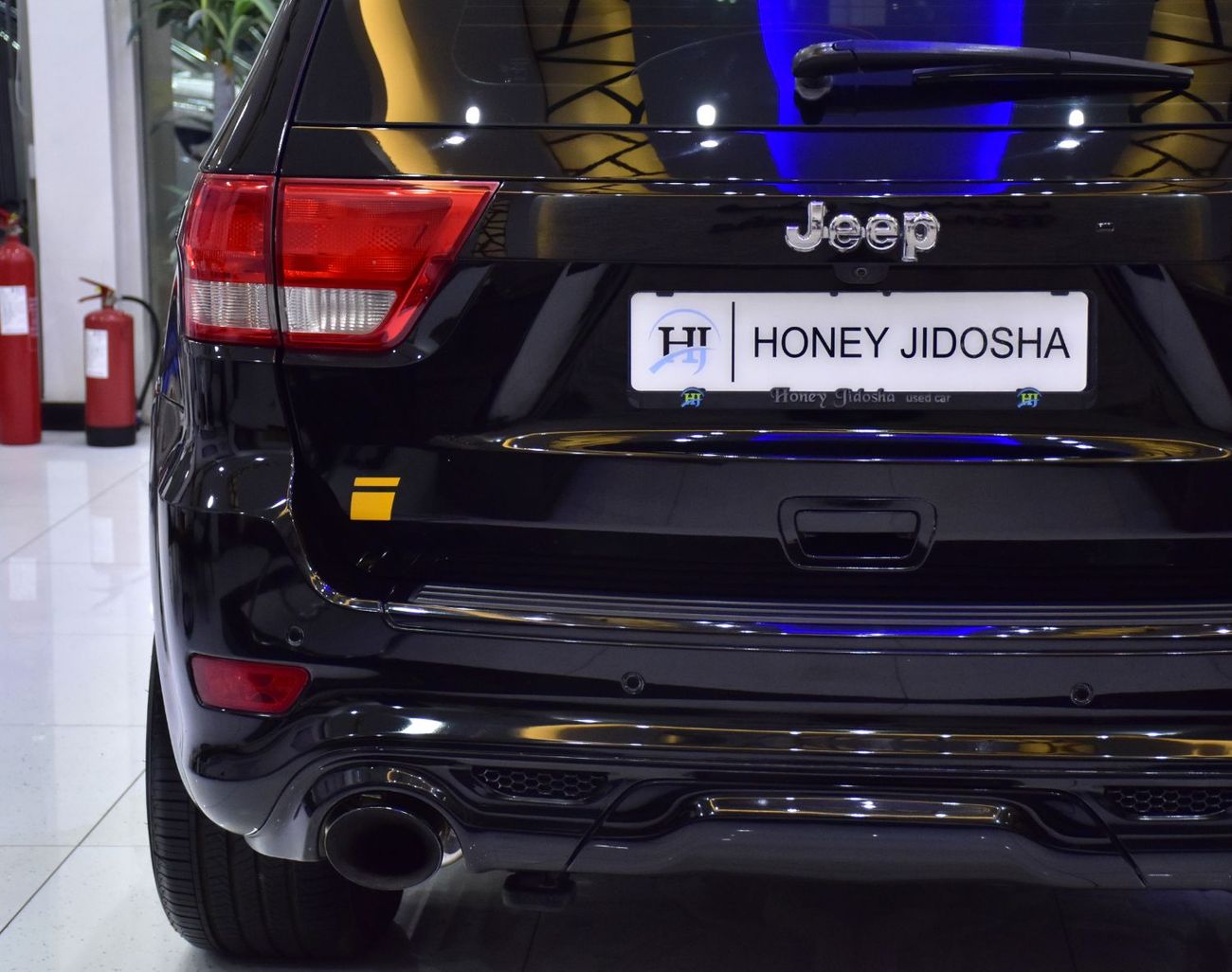 جيب جراند شيروكي EXCELLENT DEAL for our Jeep Grand Cherokee SRT8 ( 2012 Model ) in Black Color GCC Specs