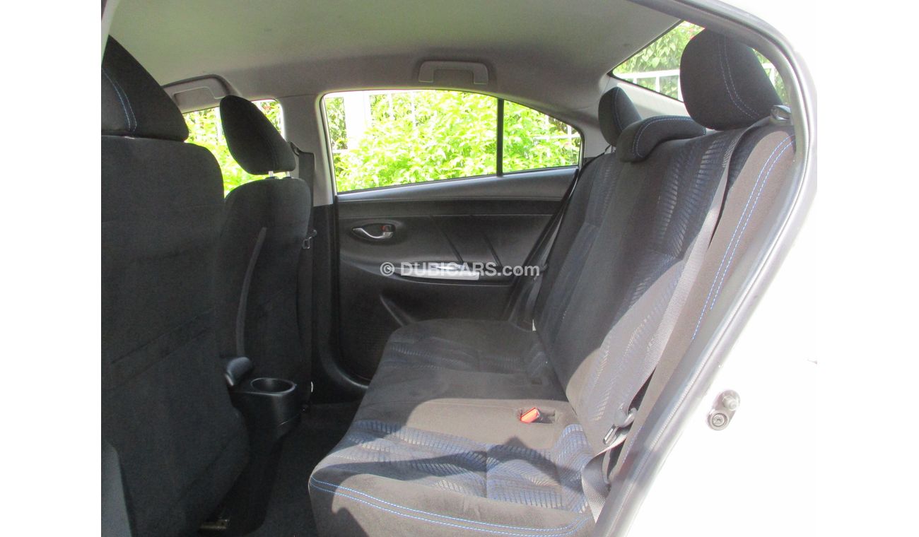 تويوتا يارس تويوتا يارس 1600 سي سي خليجي صبغ وكاله 2014 مع جناح و رينجات سبورت