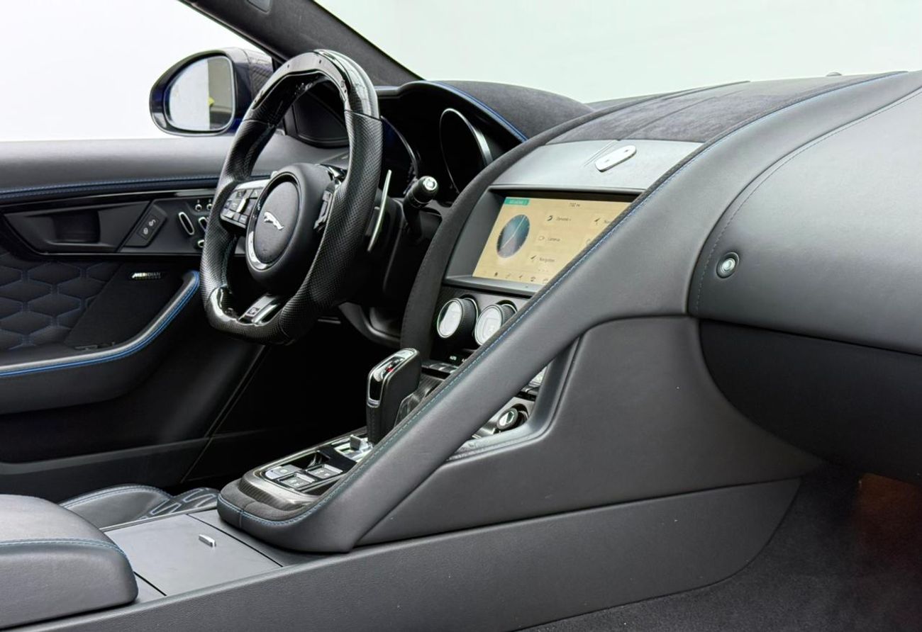 جاكوار F Type SVR 5.0L (575 HP) Coupe 2019 Jaguar F-TYPE SVR ,Warranty ,Full Jaguar Service History ,Excellent Con