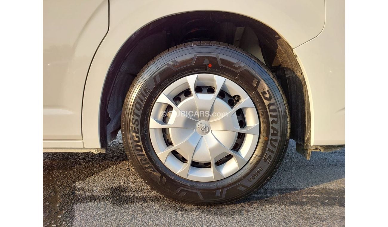 Toyota Hiace TOYOTA HIACE VAN RIGHT HAND DRIVE(PM27337)