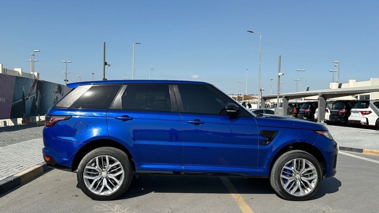 Land Rover Range Rover Sport SVR 5.0L (550 HP)