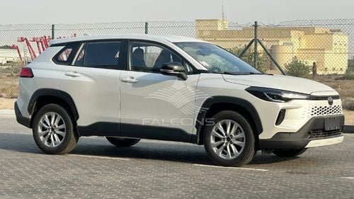 تويوتا كورولا كروس 2.0L Gasoline Pioneer AT