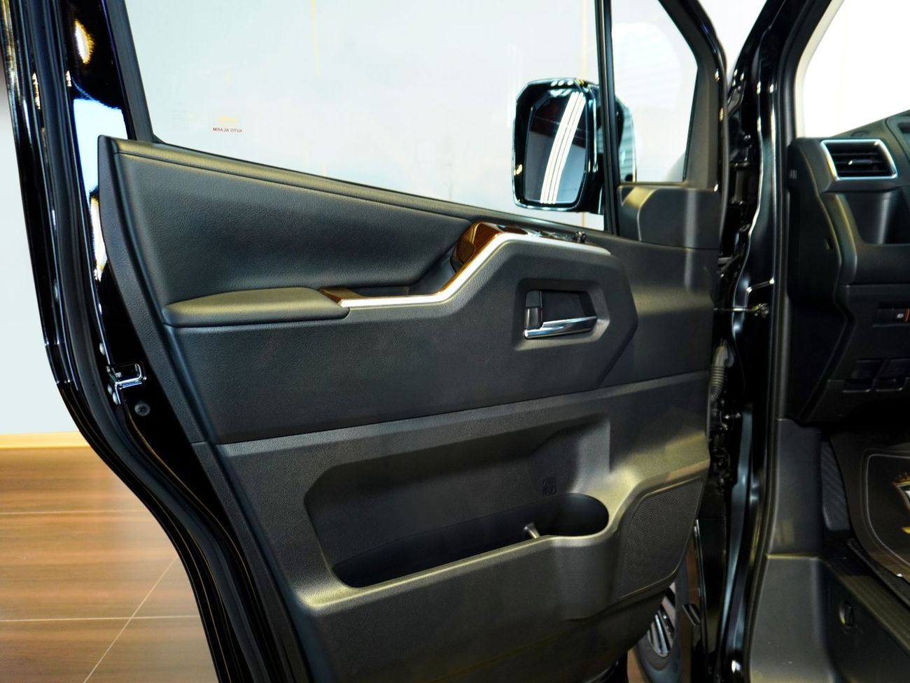 Toyota Granvia Dubai Registration | 2026 | 3 Years Agency Warranty  Service Contract