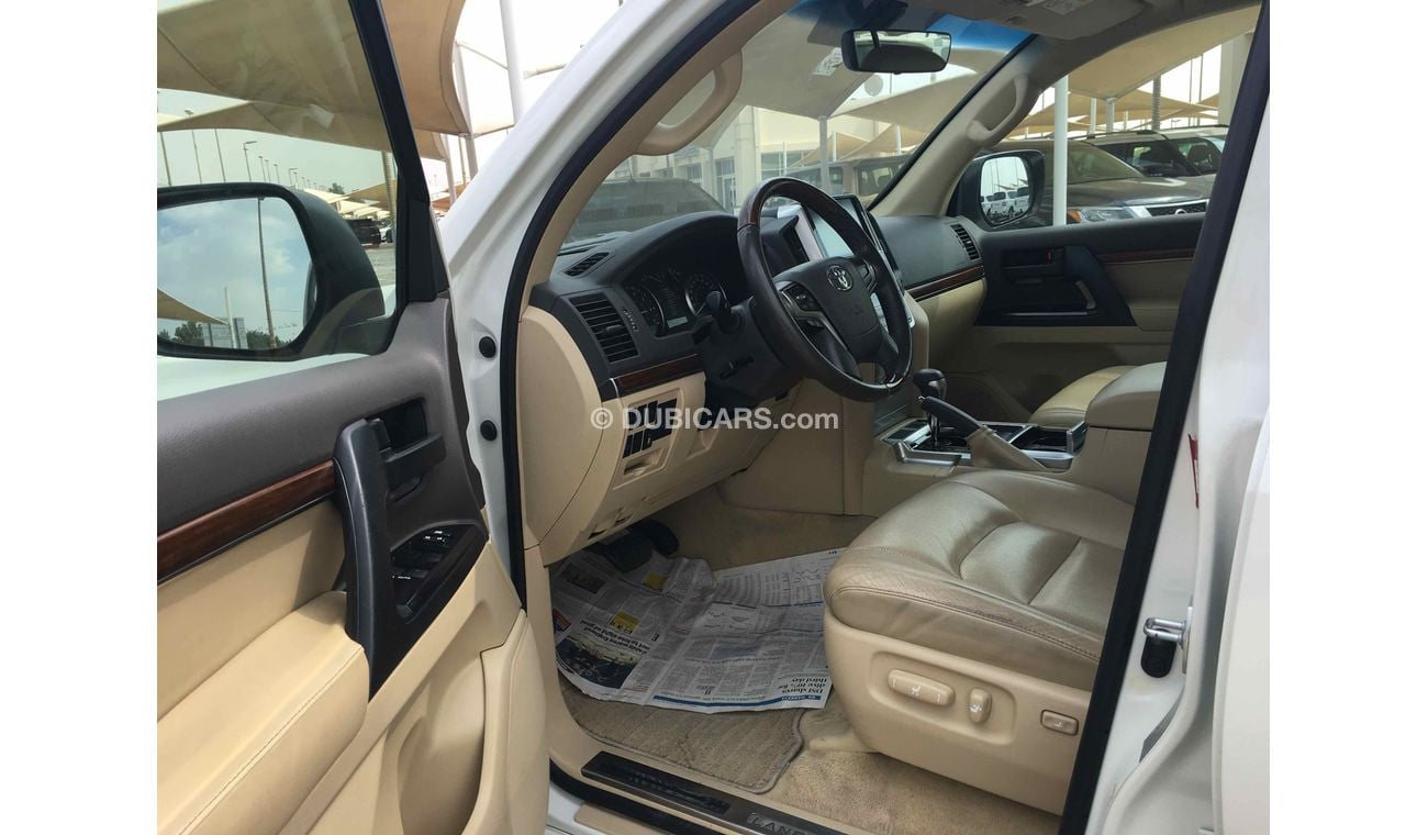 Toyota Land Cruiser V8Gxr