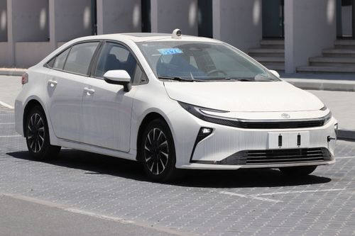 تويوتا كورولا 1.8 HYBRID , LEATHER SEAT, ALLOY WHEELS. CAMERA, SUNROOF MODEL 2026