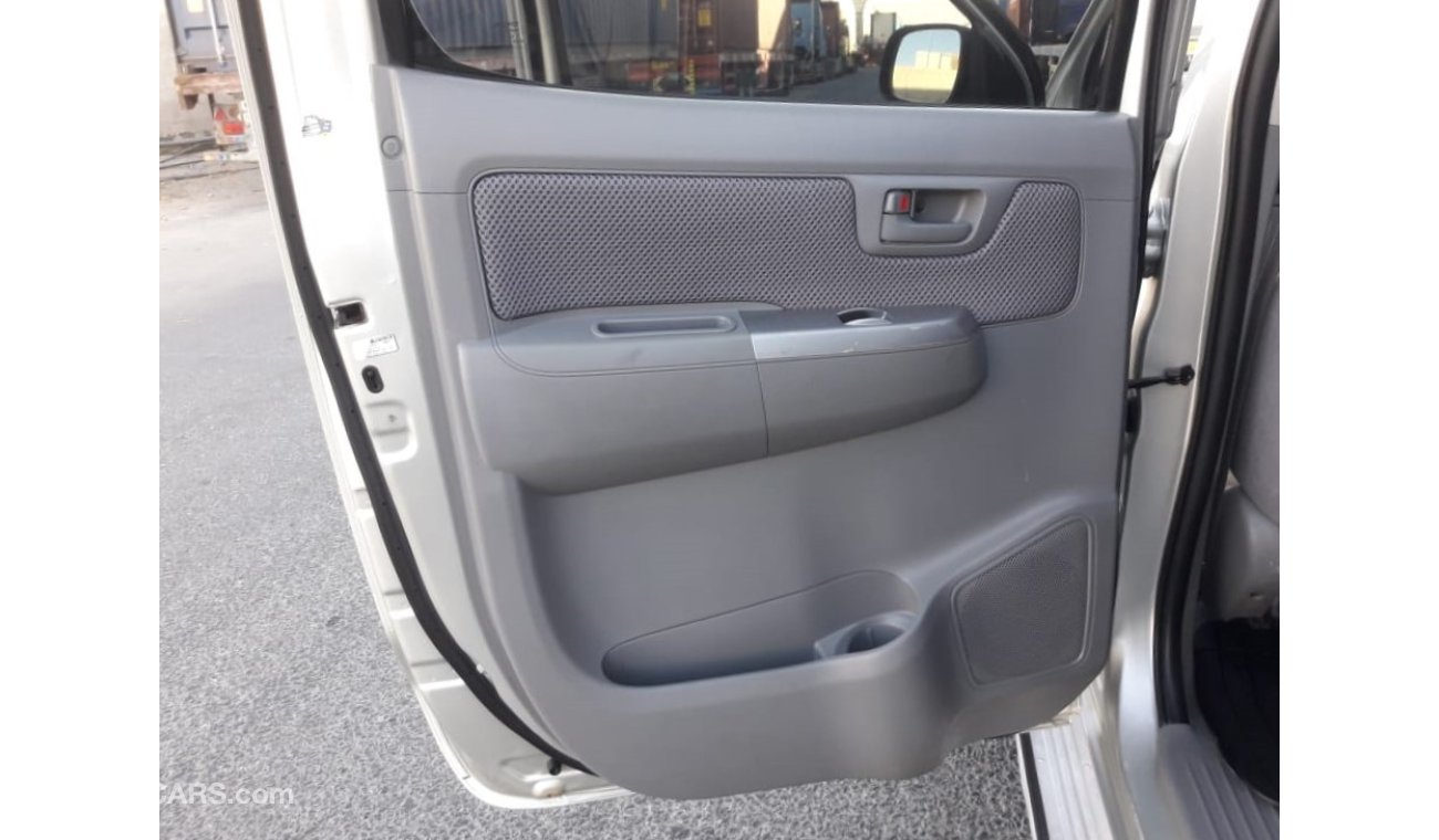 Toyota Hilux Hilux pickup RIGHT HAND DRIVE (Stock no PM 758)