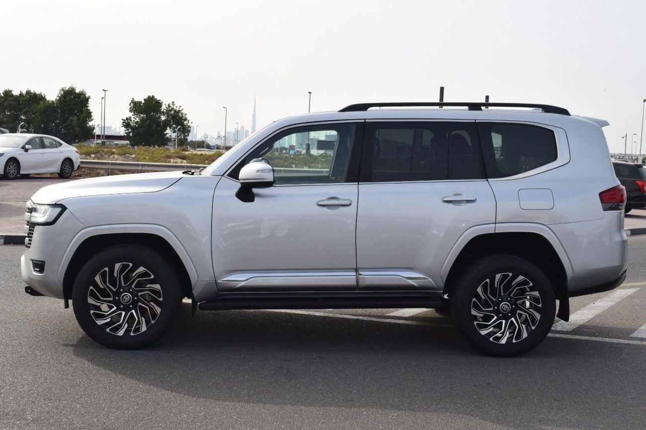 Toyota Land Cruiser Toyota landcruise 2022MODEL VXR 3.3 Twin turbo Diesel engine Full option Colour sliver push start Tr