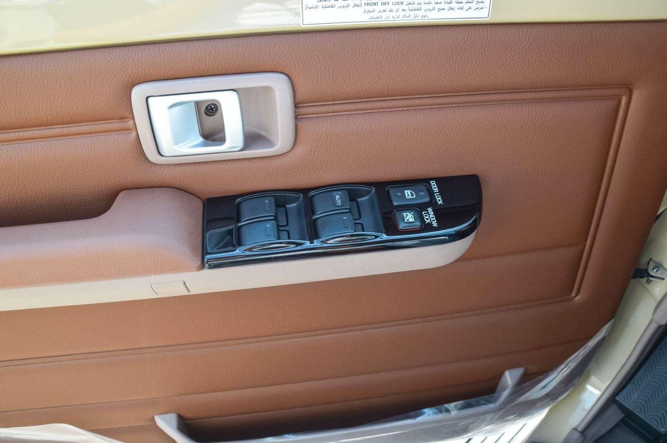 تويوتا لاند كروزر بيك آب TOYTOA LAND CRUISER 79 4.0L 4WD AT DC PICKUP 2025