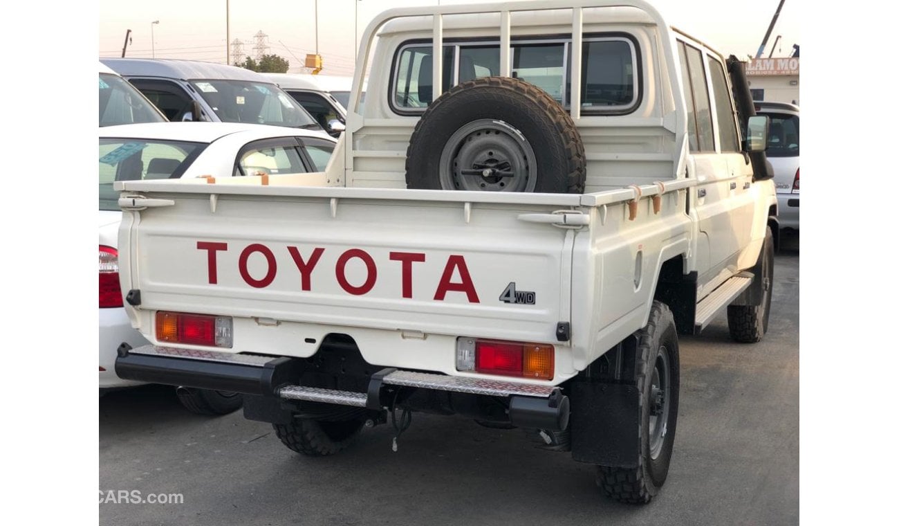 Toyota Land Cruiser Pick Up 4 Door, V6, Diff Lock, Leather Seats, 4WD