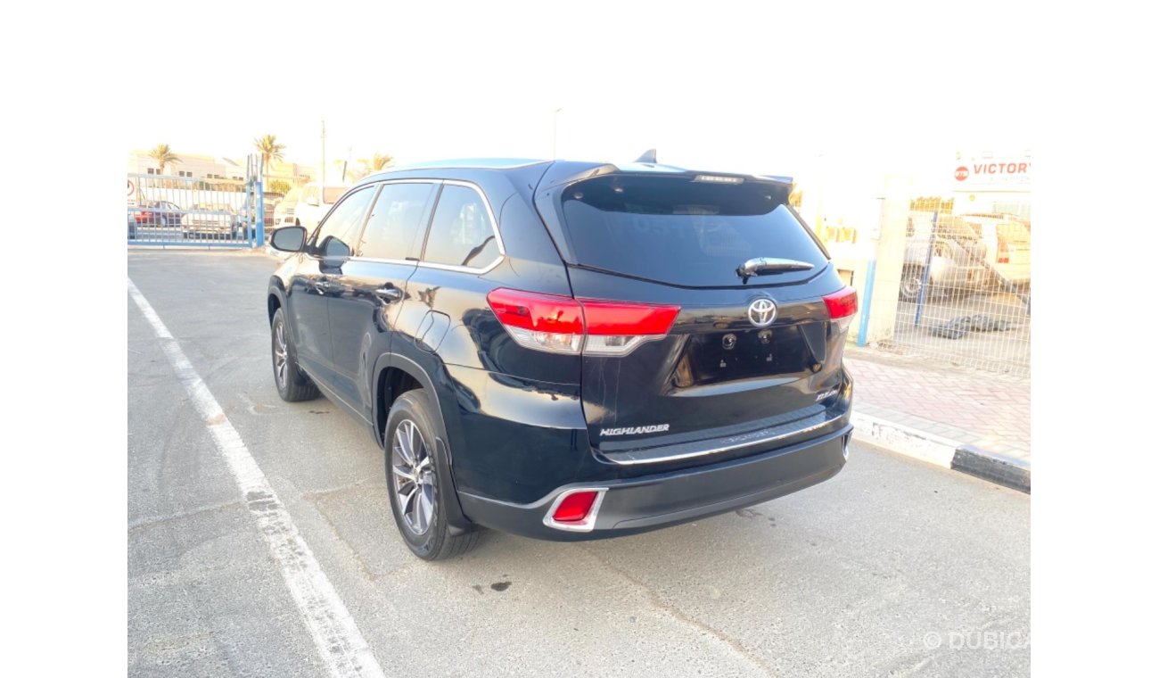 Toyota Highlander 2018 highlander XLE AWD full option