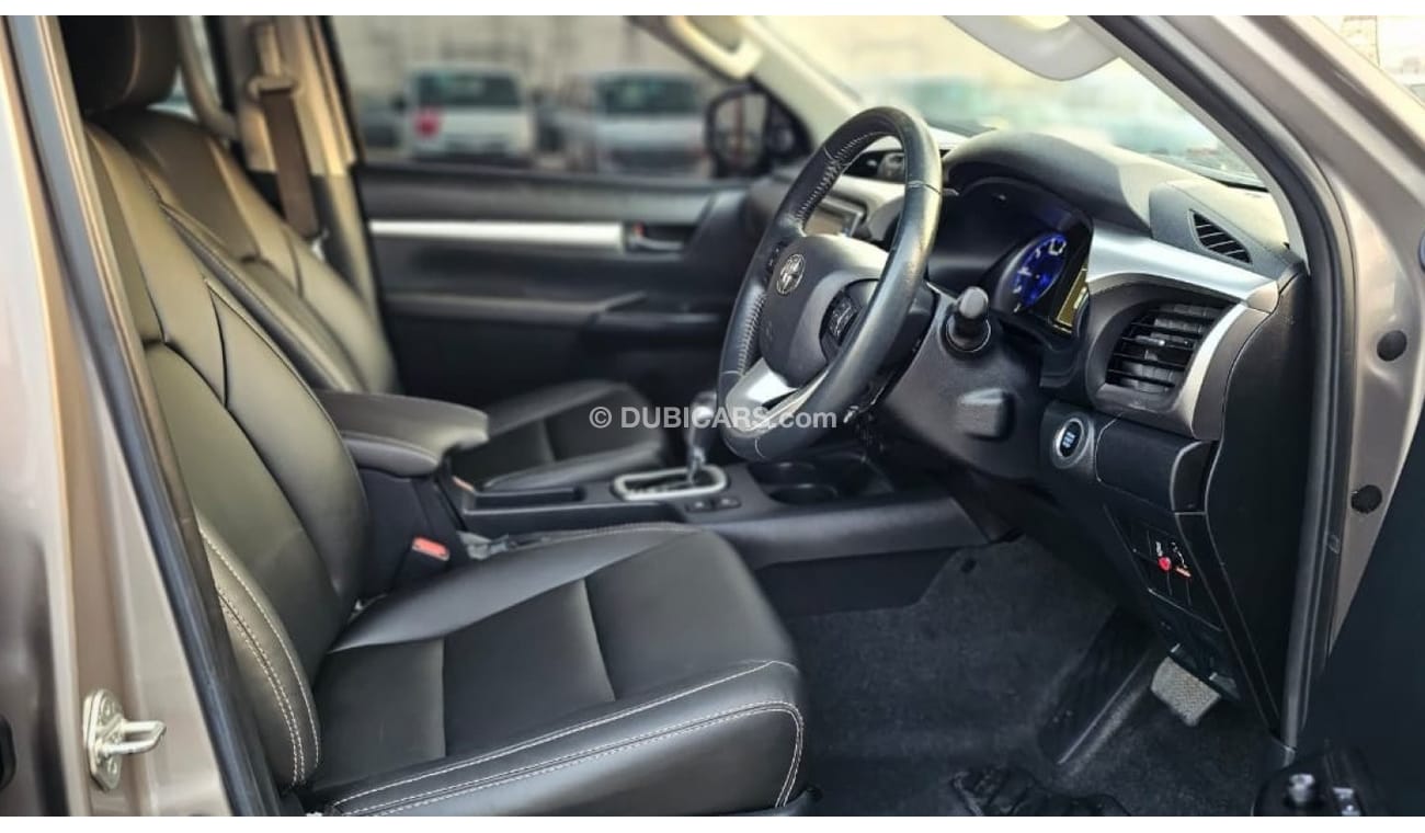 Toyota Hilux CONVERTED TO ROCCO 2023 | RIGHT-HAND-DRIVE | BLACK PREMIUM LEATHER SEATS | EXCELLENT CONDITION