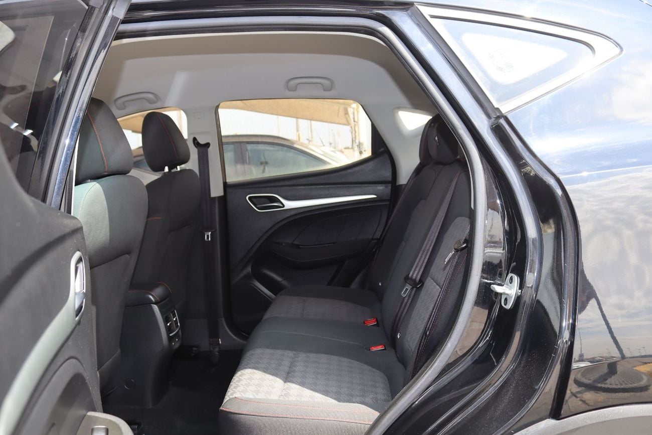 MG ZS Std 1.5L MG ZS - 2022 - GCC - Accident-Free - 1.5L - Low Mileage - Excellent Condition