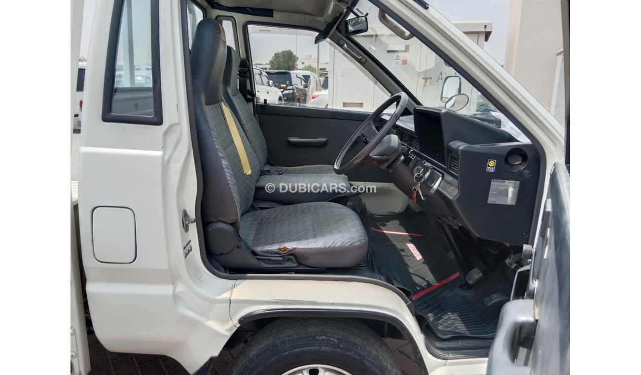 تويوتا تاوناس TOYOTA TOWNACE PICK UP RIGHT HAND DRIVE (PM1605)