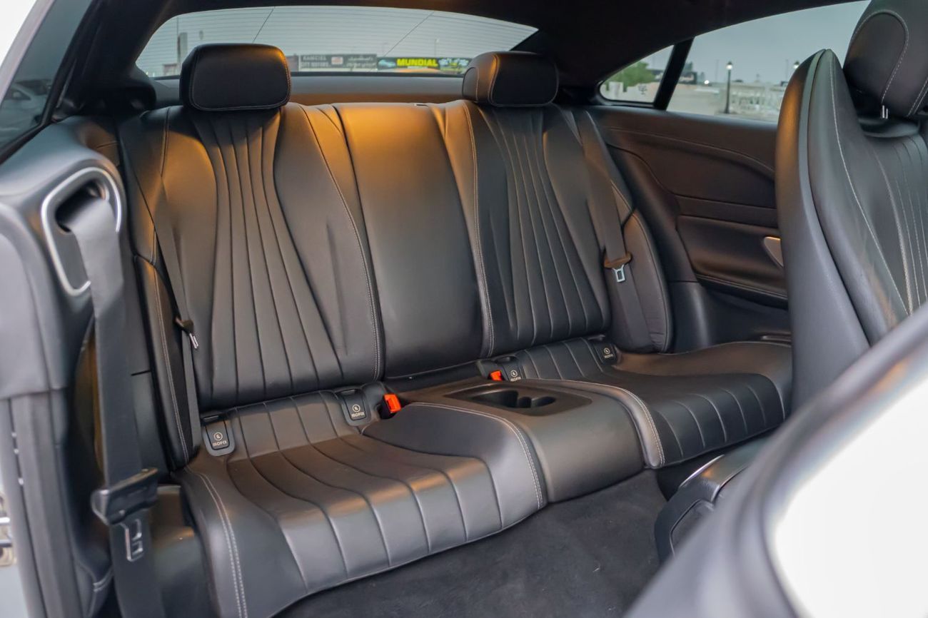 Mercedes-Benz E450 Coupe 4matic