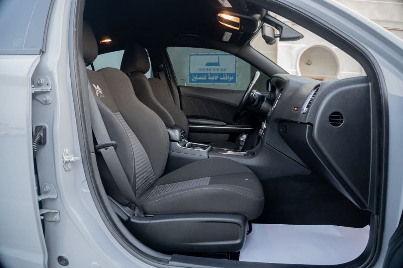 دودج تشارجر R/T Scat Pack 6.4L