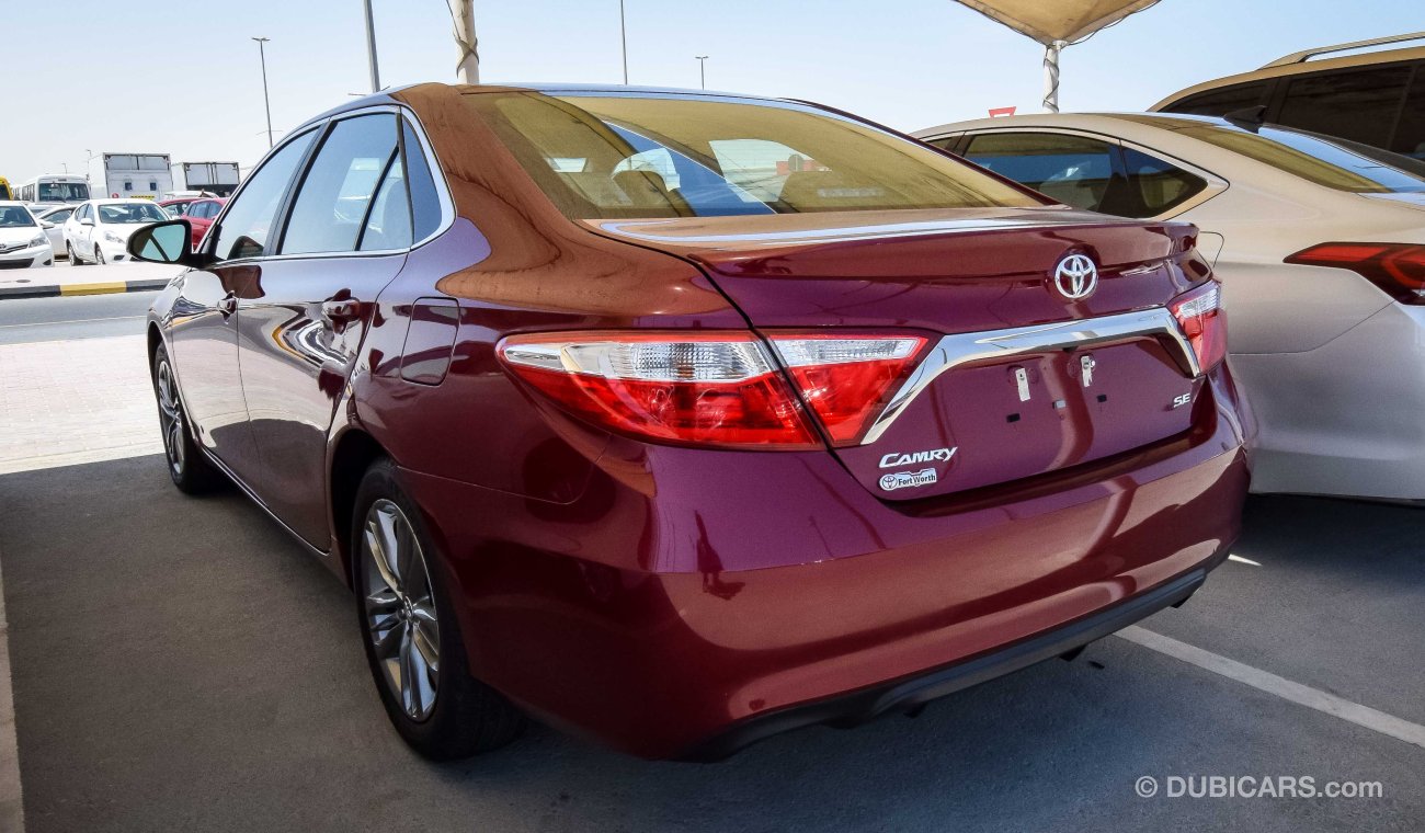 Toyota Camry SE