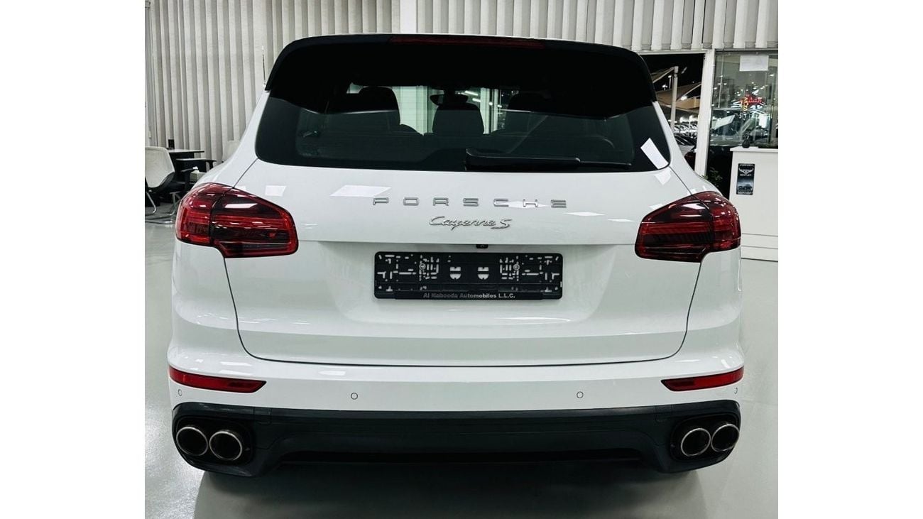 Porsche Cayenne GCC .. FSH .. Warranty … Original Paint .. Top Range