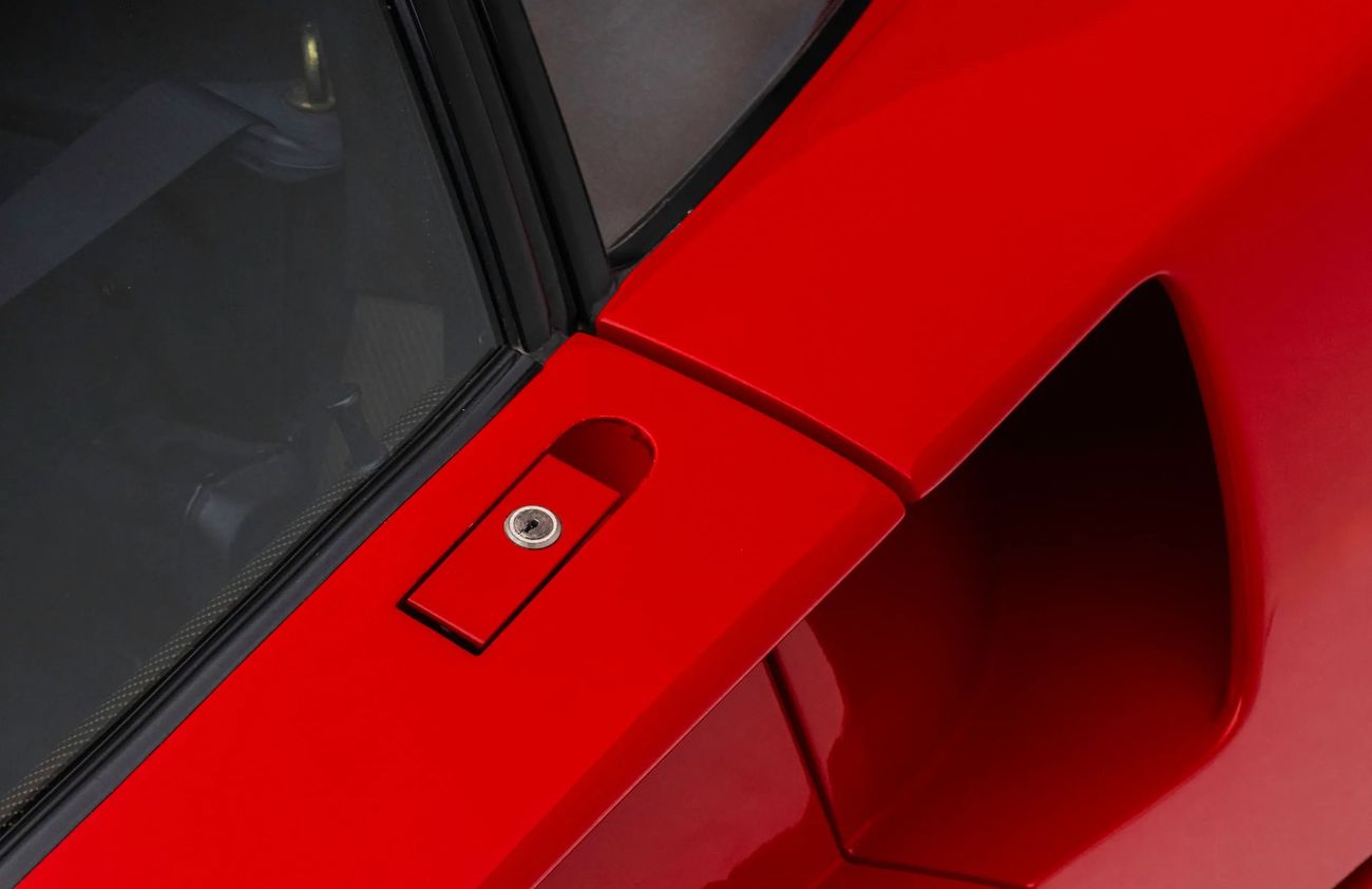 Ferrari F40 2.9L V-8 Twin-Turbocharged Engine