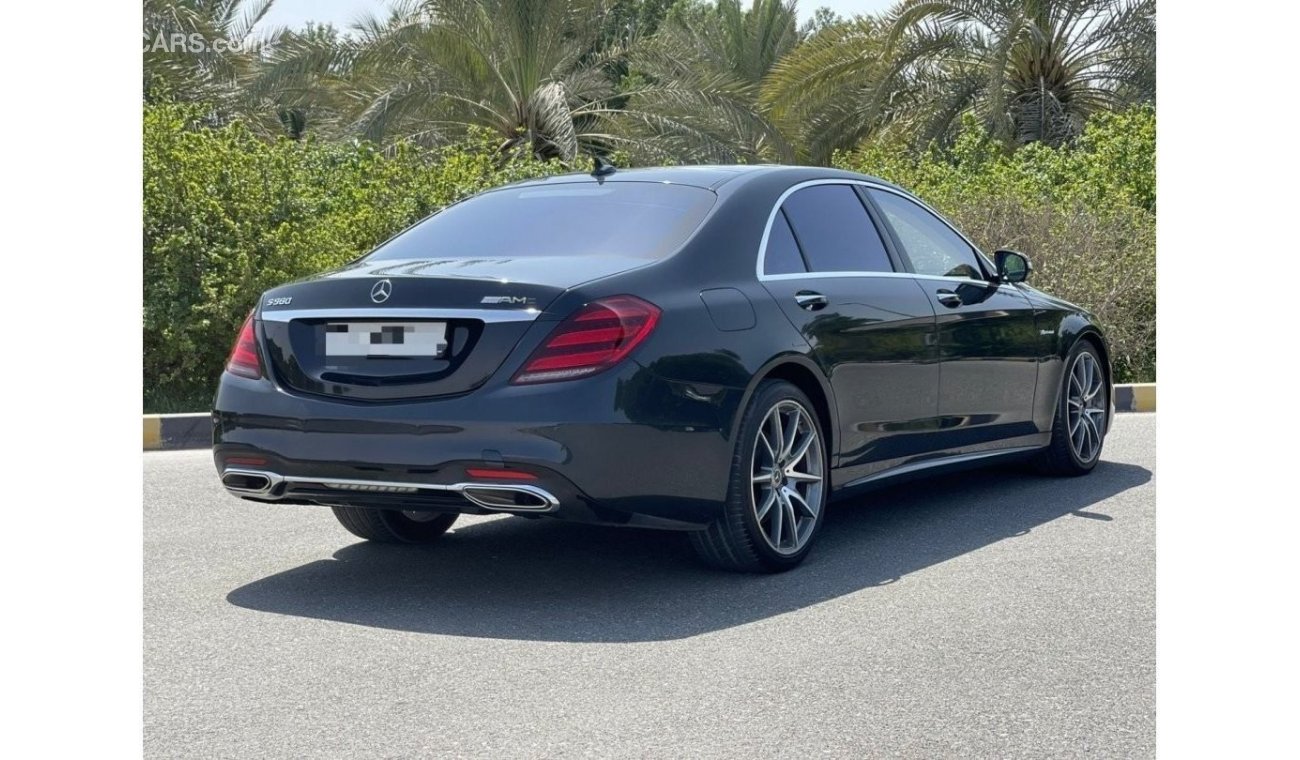 Mercedes-Benz S 560 Std 2018 American model, without accidents, cylinders, 81000 km.