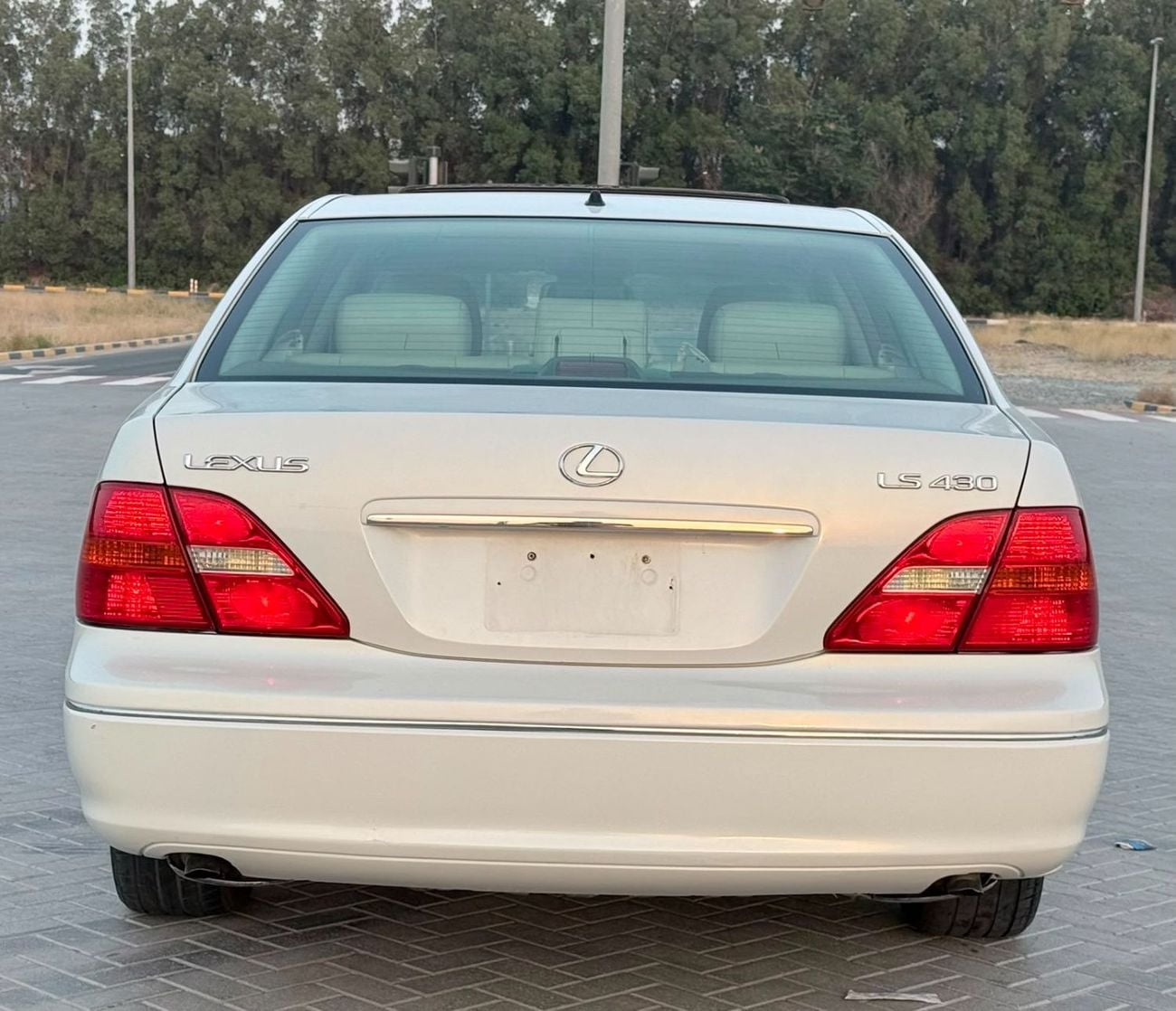 Lexus LS430