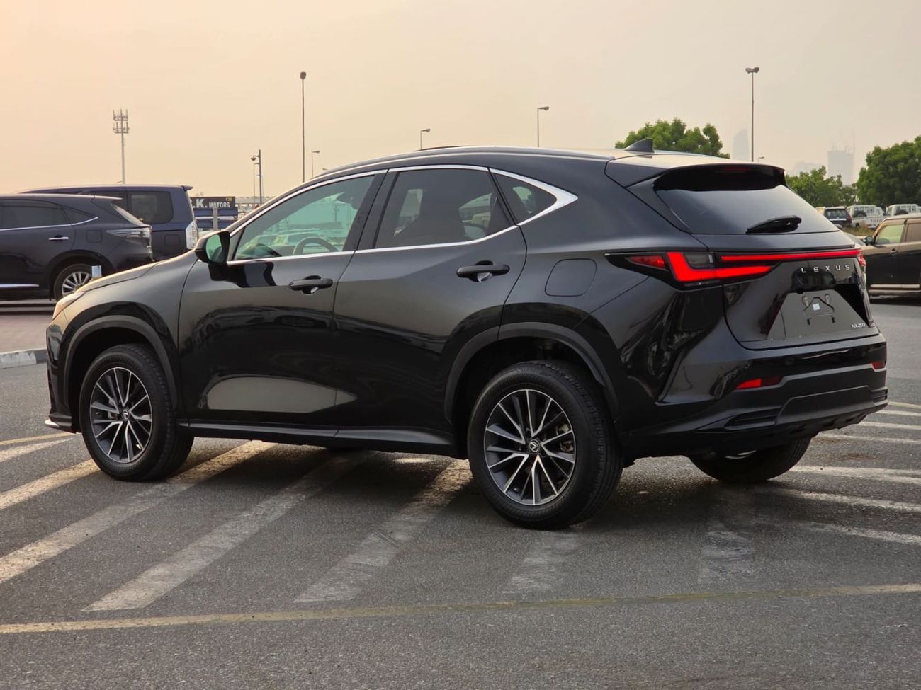 Lexus NX 250 2023 Model NX250 Full option Sunroof , Parking sensore