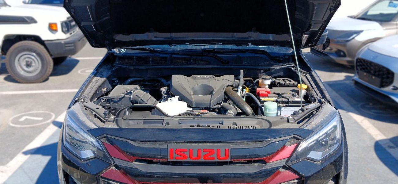 إيسوزو D ماكس 3.0L Crew Cab 4WD LS (A/T)
