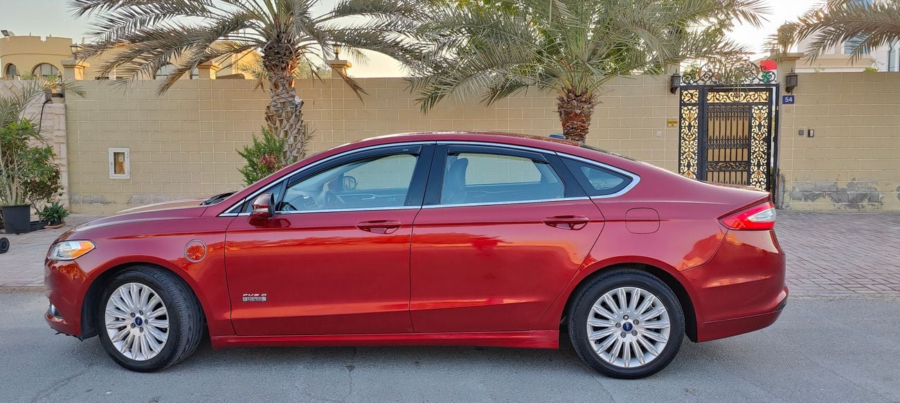 Ford Focus Fusion Plug-In Hybrid