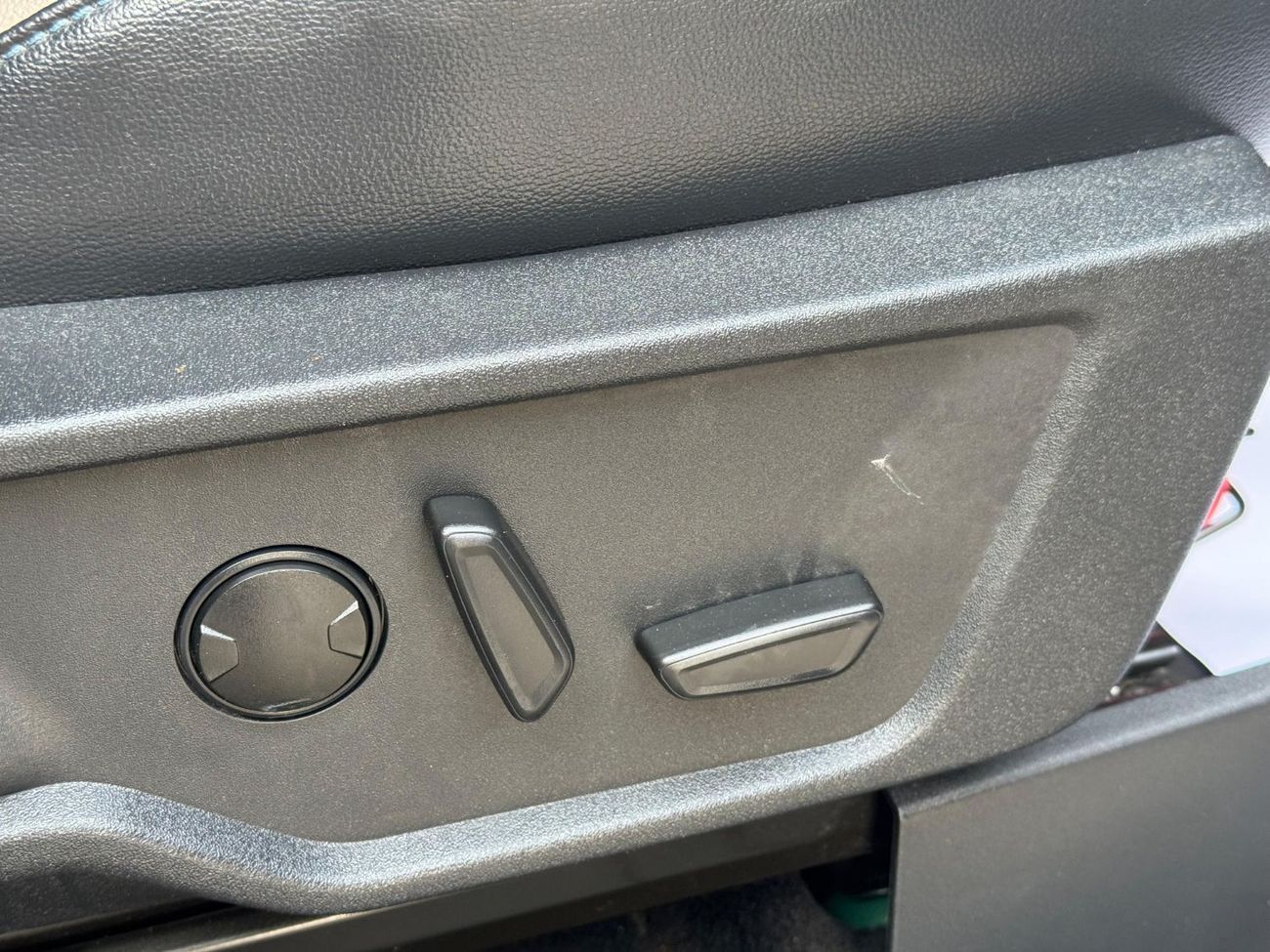 فورد برونكو V6 2.7L TT / WILDTRAK / GCC / كاميرا 360 درجة / ممشى قليل / مجموعة رفع فوكس الأصلية / رادار