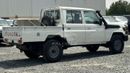 Toyota Land Cruiser Pick Up Toyota/LC79- DC 4.0L MT/ PETROL  4x4