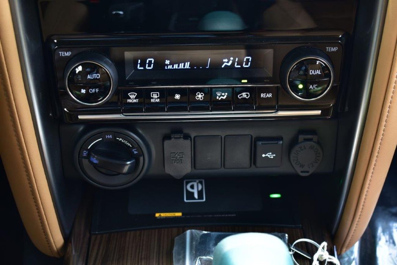 Toyota Fortuner 2025 MODEL TOYOTA FORTUNER GXR LIMITED  2.7L PETROL 4WD 7 SEATER AUTOMATIC