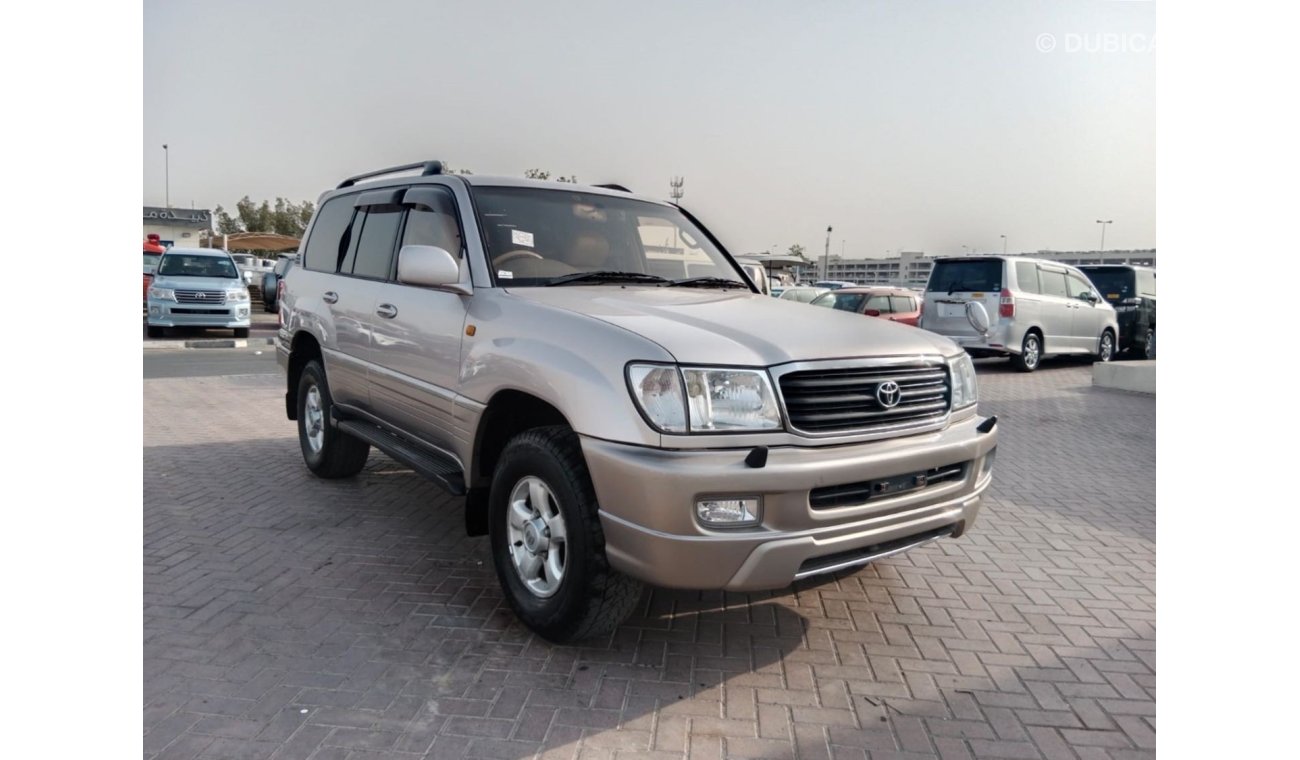 تويوتا لاند كروزر TOYOTA LAND CRUISER RIGHT HAND DRIVE (PM1569)