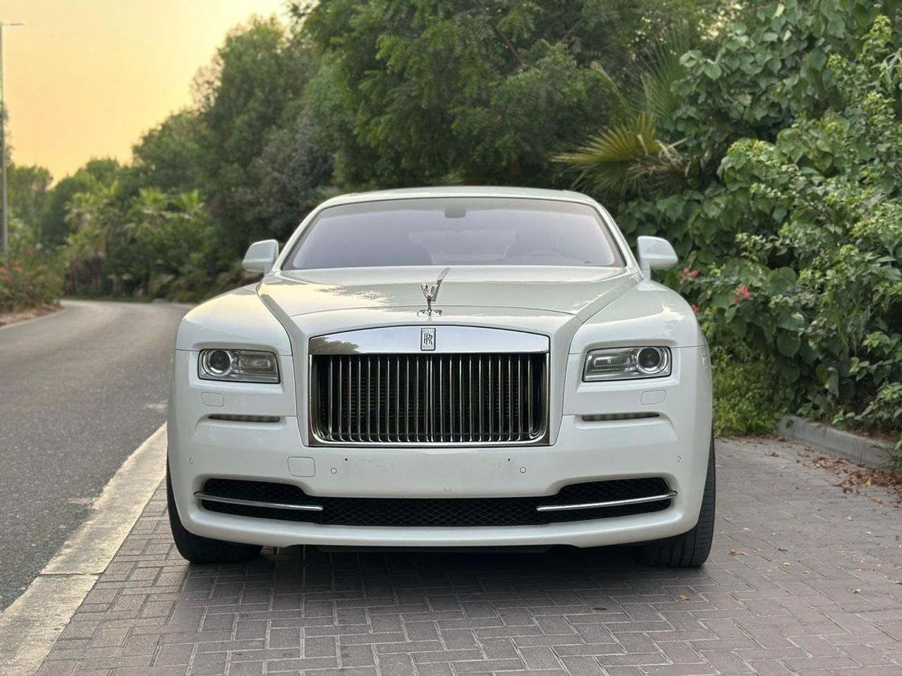 رولز رويس واريث Rolls Royce Wraith | 2015 | V12 | GCC | Service History
