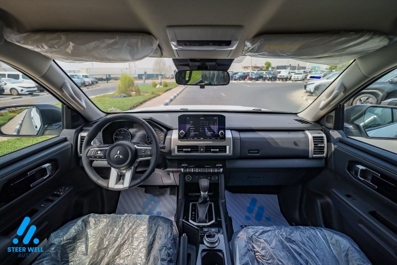 Mitsubishi L200 SPORTERO 2026 – 2.4L DSL Double Cab 4WD | 6-Speed AT | Chrome Edition