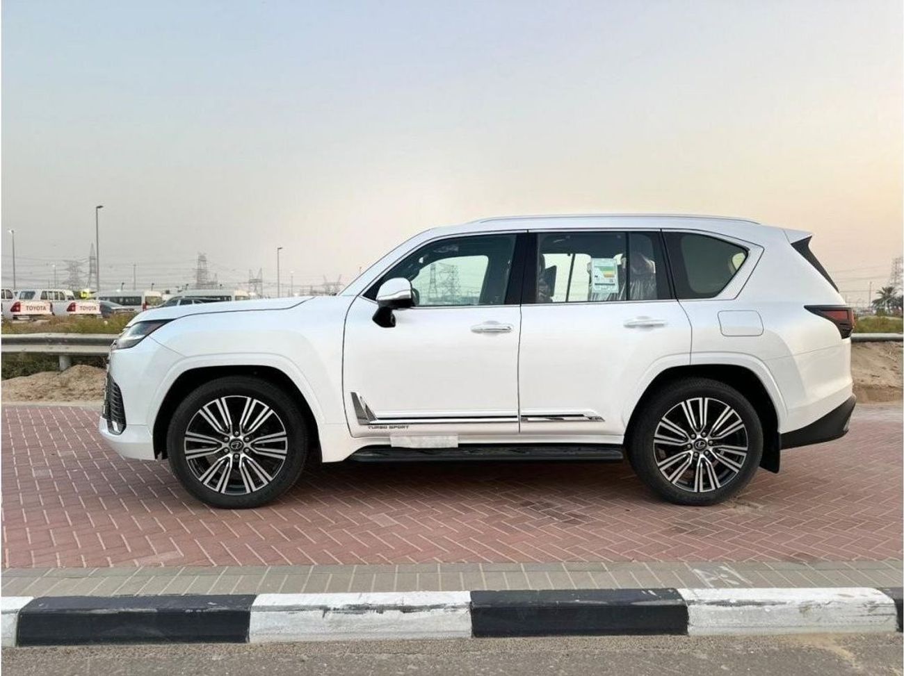 Lexus LX 600 Lexus LX600 Turbo Sport Signature