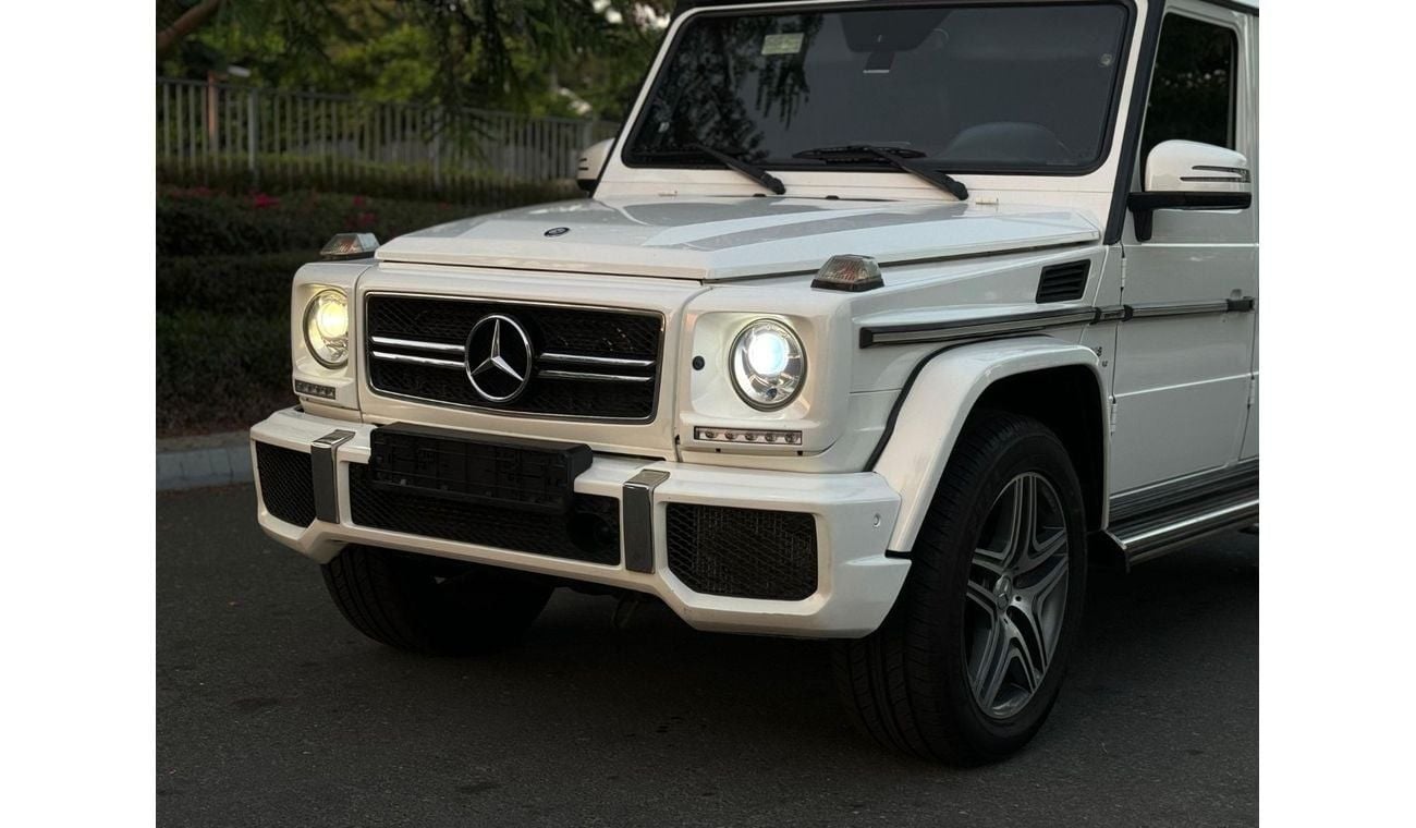 Mercedes-Benz G 63 AMG Std 5.5L