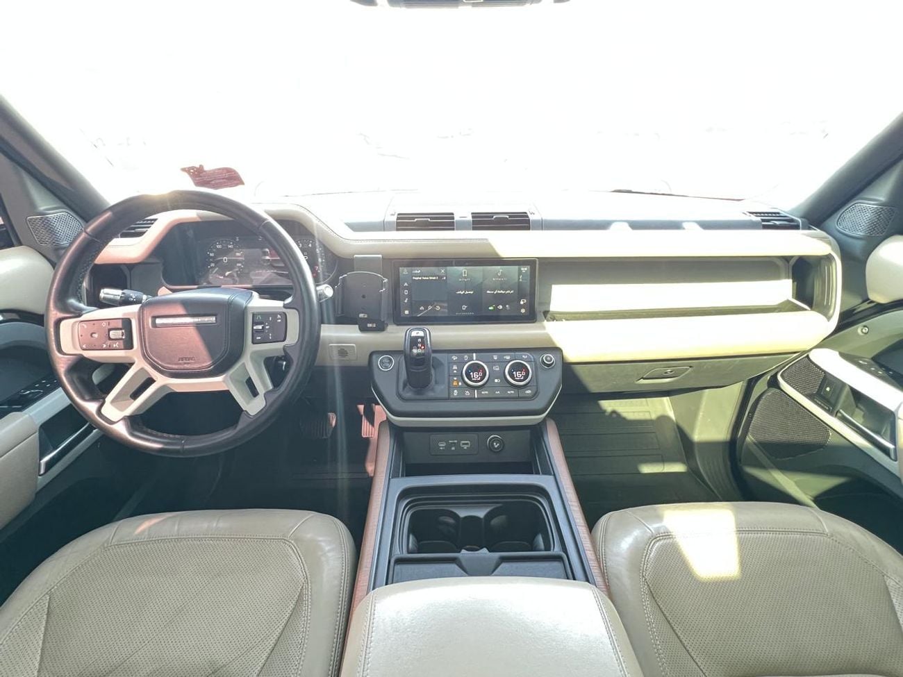 Land Rover Defender LAND ROVER DEFENDER 2021 P400 90 HSE 3.0L (5 Seater)/V6