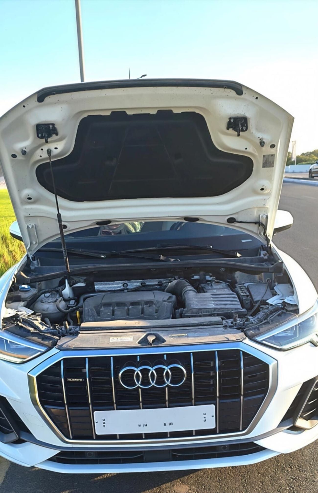 Audi Q3 40 TFSI quattro S Line 2.0L SUV